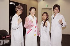 左より：小野大輔さん、福山潤さん、高垣彩陽さん
